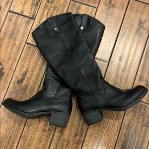 Rampage boots